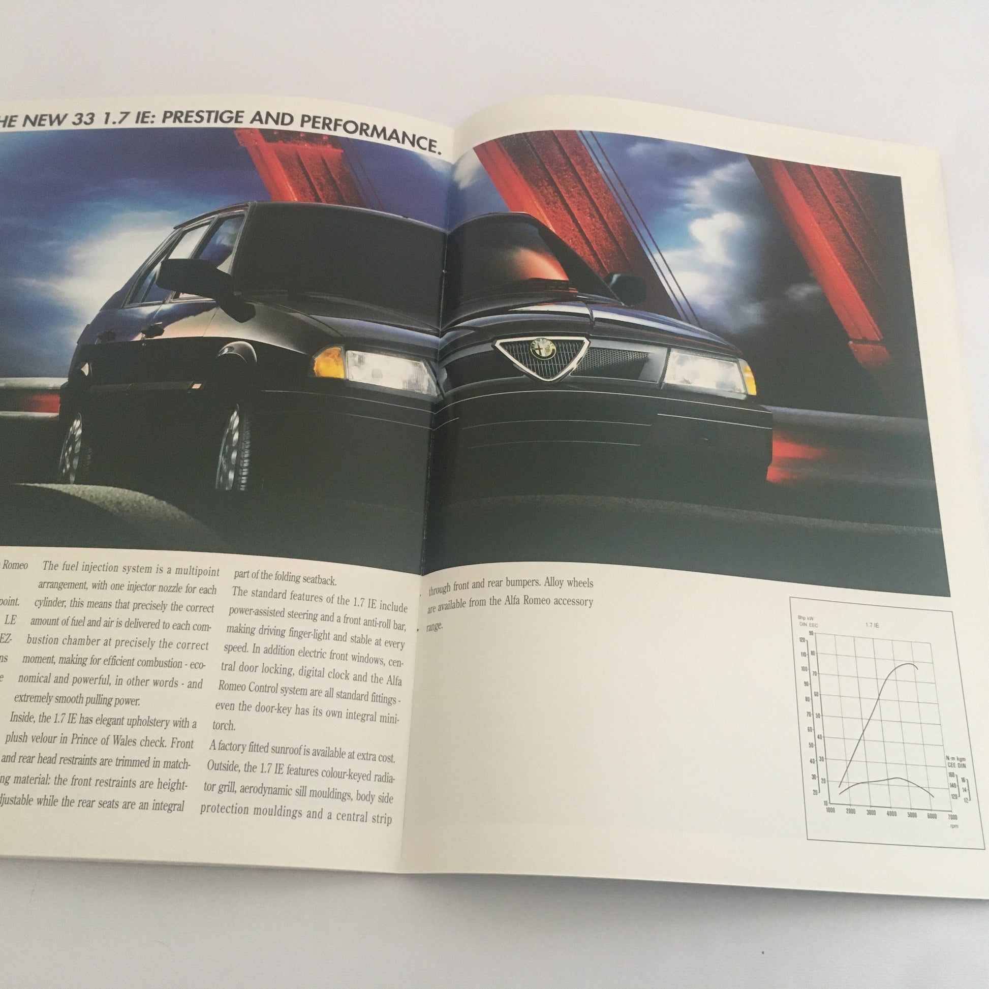 Alfa Romeo, Brochure Nuova 33, 33 Boxer 16V Quadrifoglio Verde, 33 S 16 V Quadrifoglio Verde Permanent 4 - Raggi's Collectibles' Automotive Art