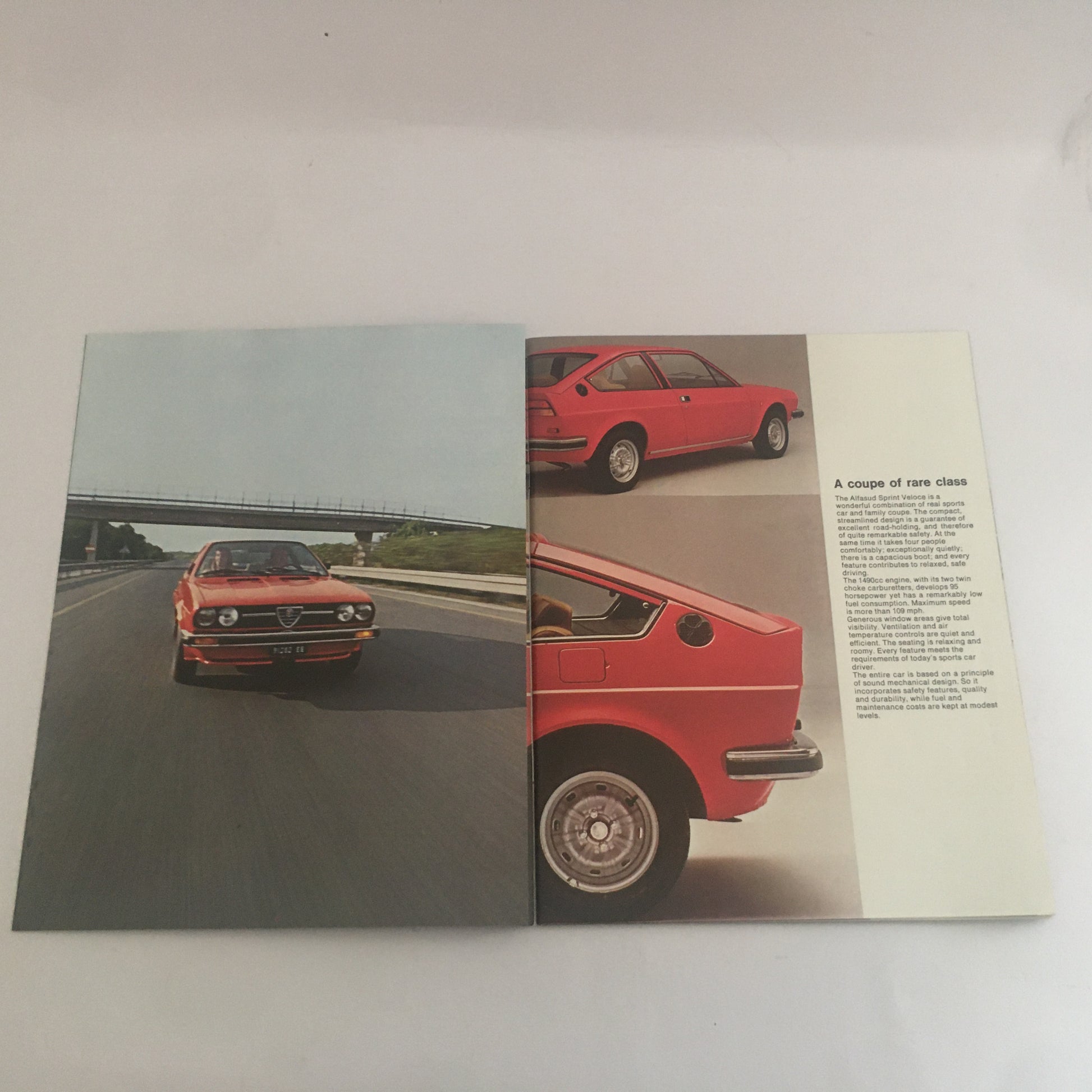 Alfa Romeo, Brochure Sprint Veloce 1.5 e Sprint, Alfa Romeo UK, Lingua Inglese, Anni '70 '80 - Raggi's Collectibles' Automotive Art