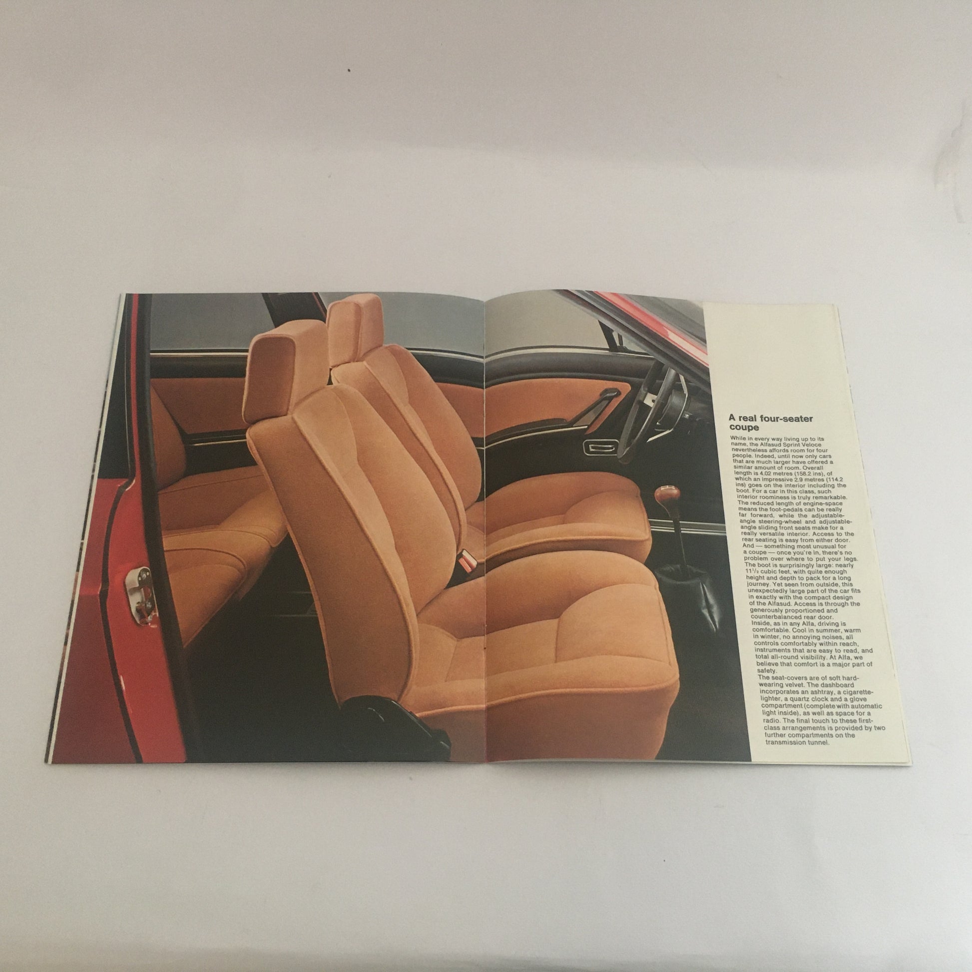 Alfa Romeo, Brochure Sprint Veloce 1.5 e Sprint, Alfa Romeo UK, Lingua Inglese, Anni '70 '80 - Raggi's Collectibles' Automotive Art