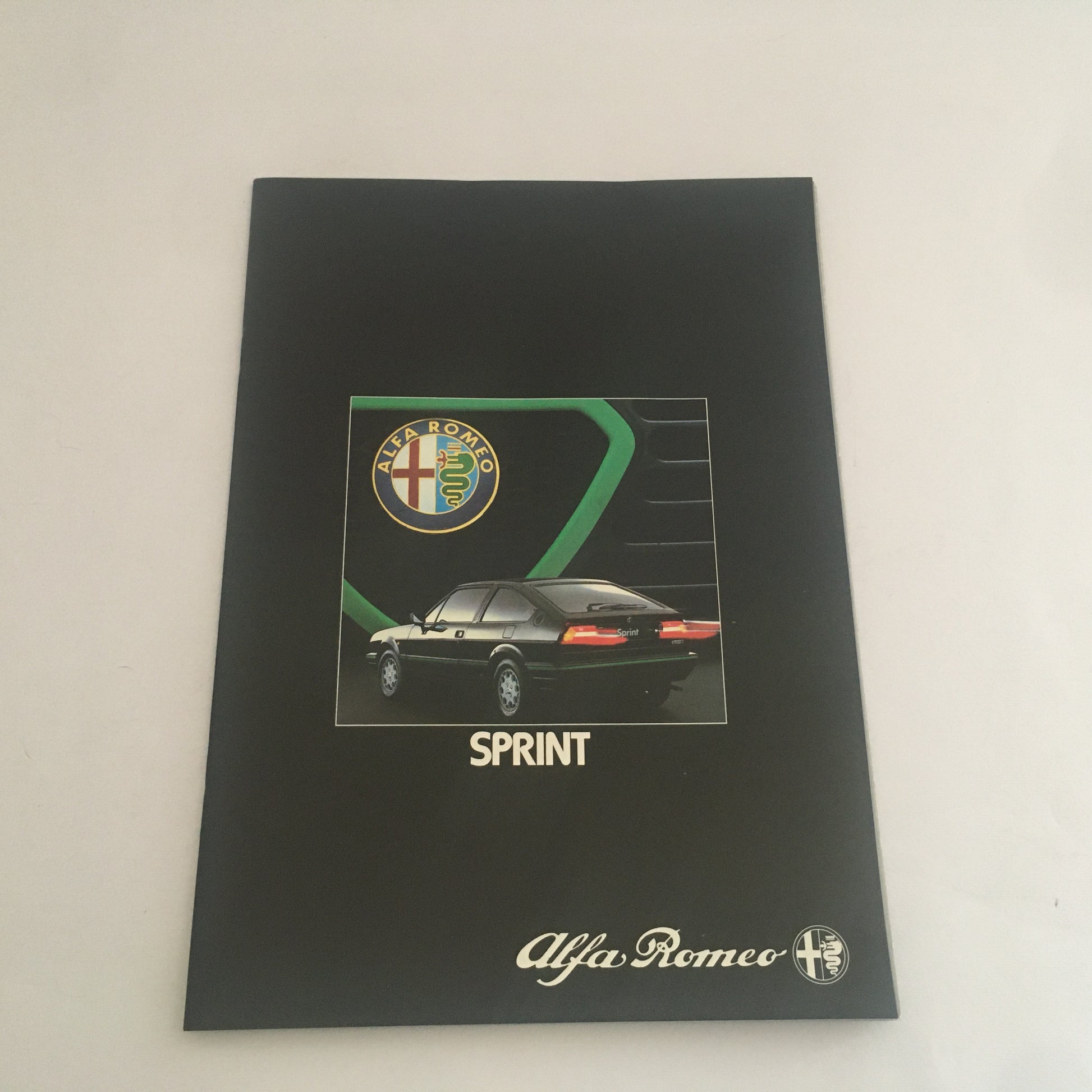 Alfa Romeo, Brochure Sprint Veloce 1.5 e Sprint, Alfa Romeo UK, Lingua Inglese, Anni '70 '80 - Raggi's Collectibles' Automotive Art