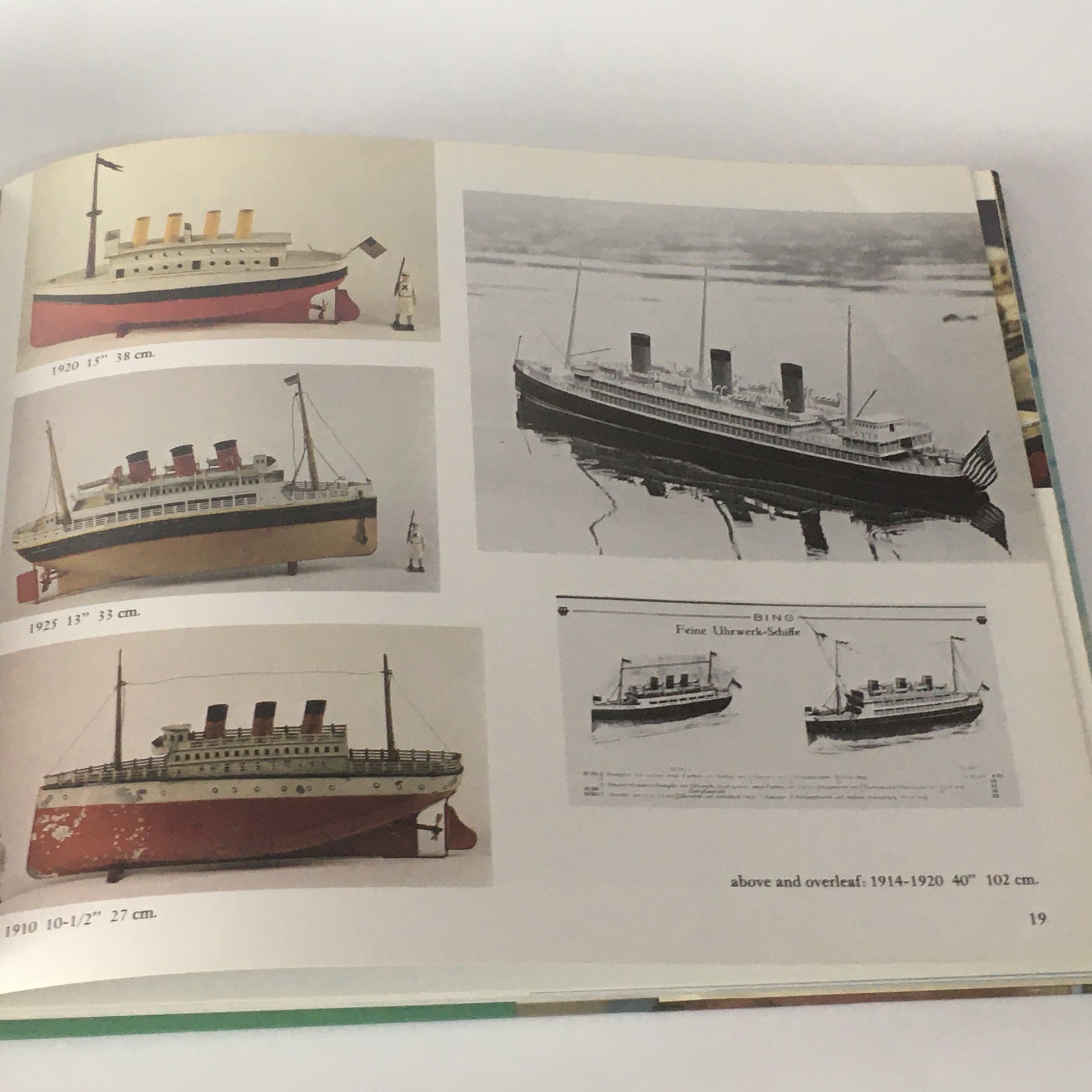 Libro Toy Boats 1870-1955 A Pictorial History by Jacques Milet and Robert Forbes ISBN 0850594197 - Raggi's Collectibles' Automotive Art