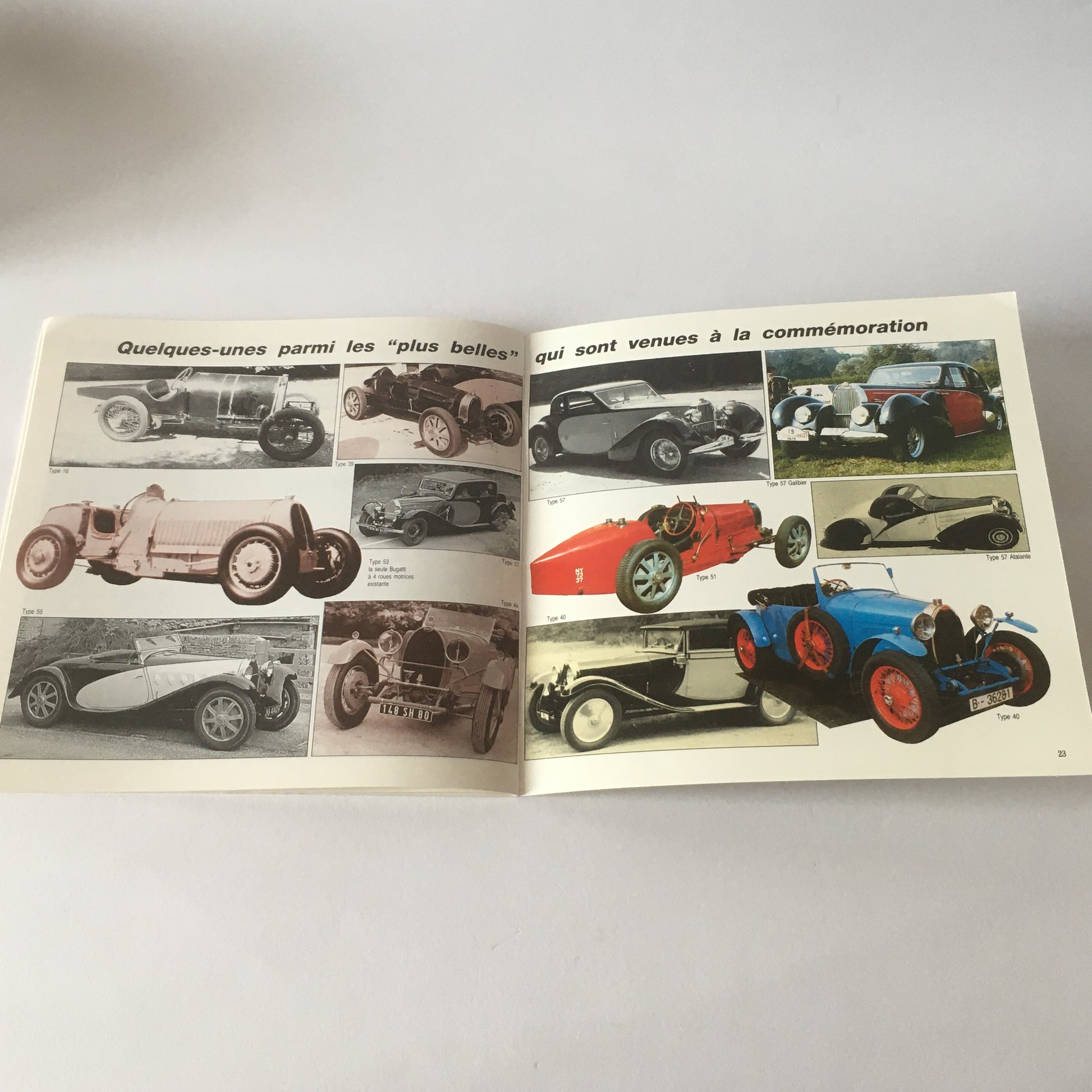 Bugatti, Brochure Giubileo della Vittoria Bugatti alla 24 Ore di Le Mans 1939 - 1989 Edizione Limitata - Raggi's Collectibles' Automotive Art