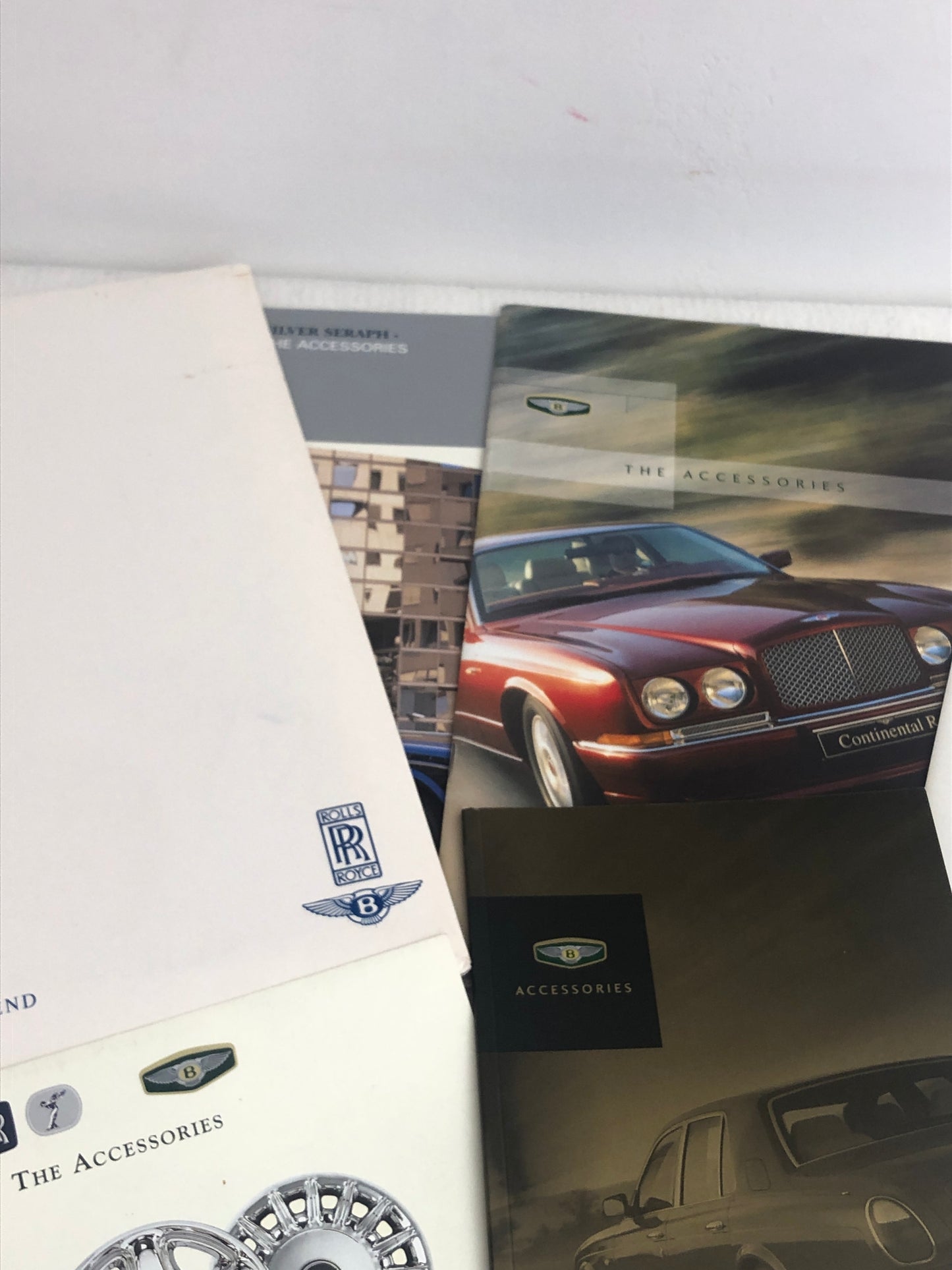 Rolls-Royce & Bentley, Documentazione Mail Bag e Brochures Inviata ai Clienti Rolls-Royce e Bentley - Raggi's Collectibles' Automotive Art