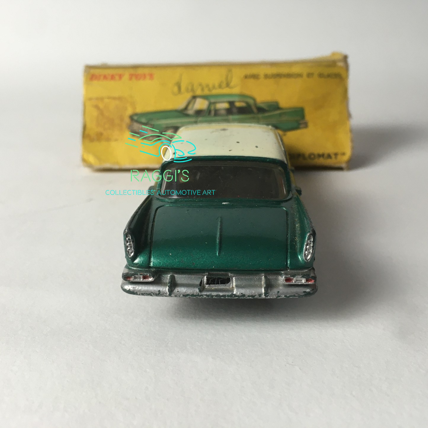 De Soto, Modellino in Metallo Pressofuso Dinky Toys De Soto Diplomat Ref. 545 Scala 1:43 - Raggi's Collectibles' Automotive Art