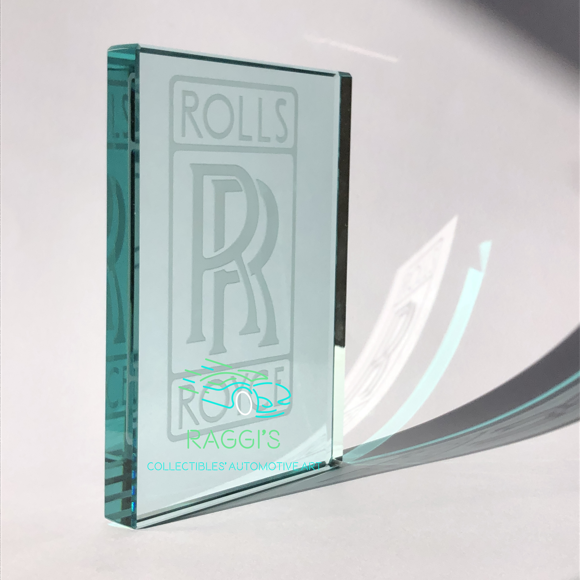 Rolls-Royce, Fermacarte in Vetro Cristallo con Stemma Rolls-Royce Inciso - Raggi's Collectibles' Automotive Art