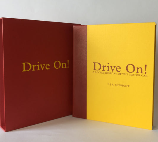 L. J. K. Setright, Libro Drive On - A Social History of the Motor Car, Copia n. 17, ISBN 0954258509 - Raggi's Collectibles' Automotive Art