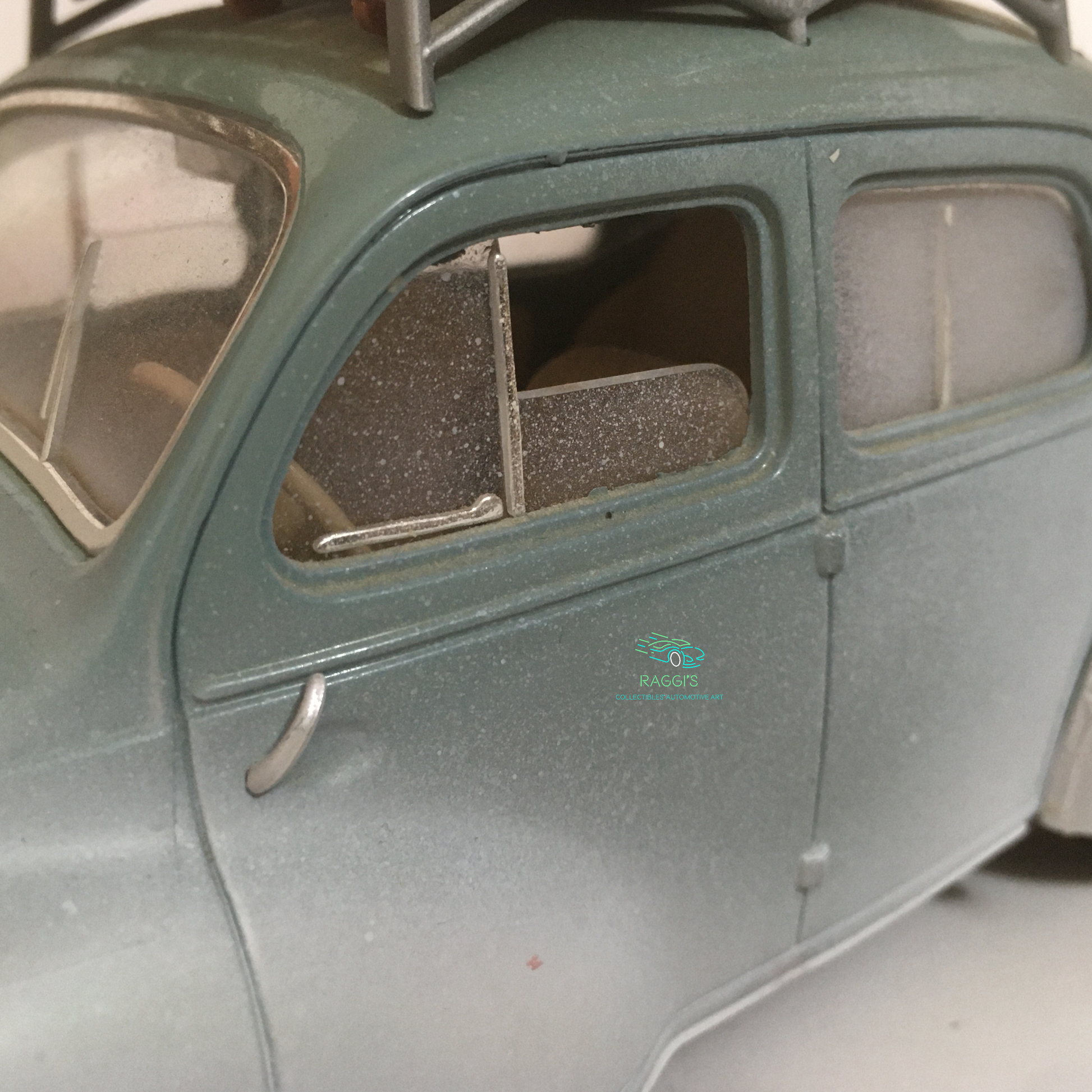 Renault, Modellino in Metallo Pressofuso Solido Renault 4CV Scala 1:17 Renault Collection Anno 1997 - Raggi's Collectibles' Automotive Art