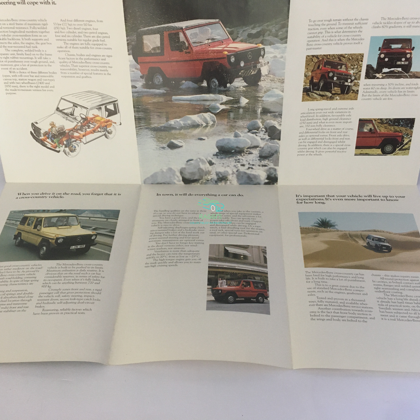 Mercedes-Benz, Manuale Istruzioni di Uso Anno 1979 e Brochures Anno 1979 e 1985 Mercedes-Benz G Series - Raggi's Collectibles' Automotive Art