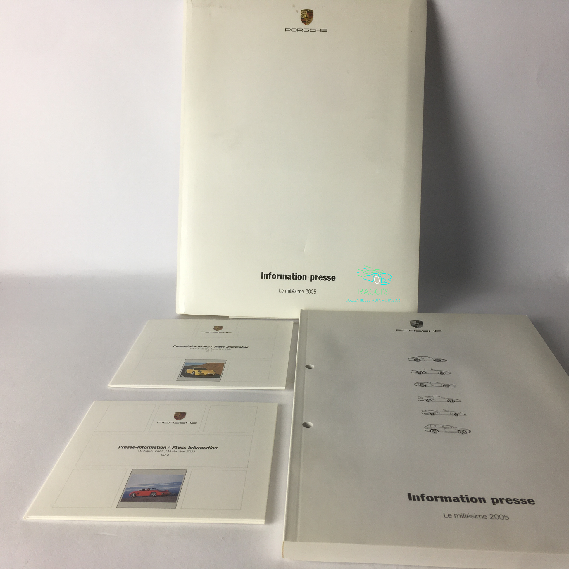 Porsche, Press Kit Intera Gamma Porsche Anno 2005  Lingua Tedesco Italiano Francese Inglese Spagnolo - Raggi's Collectibles' Automotive Art