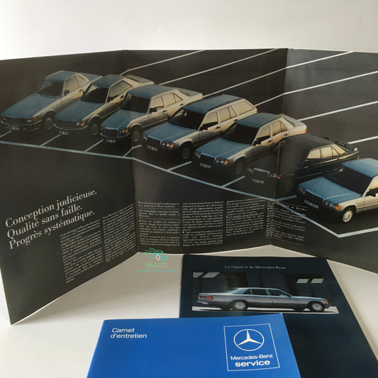 Mercedes-Benz, Libretto Manutenzione Mercedes-Benz Type 123 - Type 126 - Type 107, Brochure Mercedes-Benz Class S Anno 1989 e Brochure Tutta Gamma Mercedes-Benz Anno 1985. - Raggi's Collectibles' Automotive Art